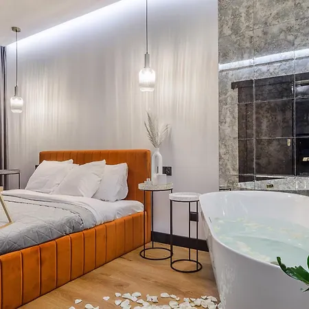 Lumina Premium With Parking *