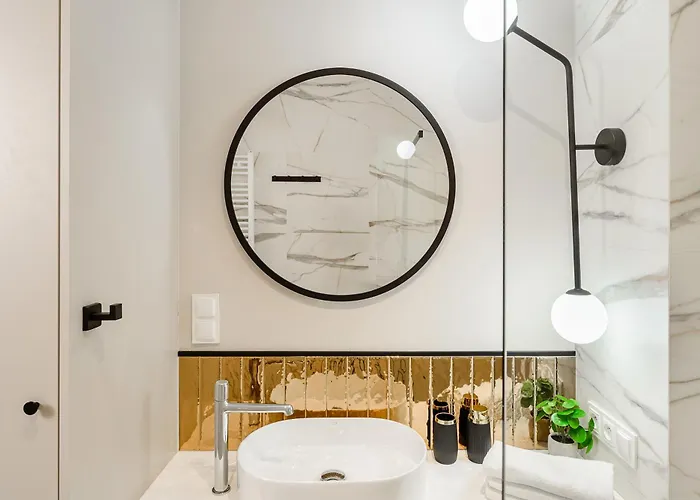 Lumina Premium With Parking Apartment